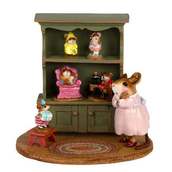 Collector's Curio M-674 (Full) By Wee Forest Folk®