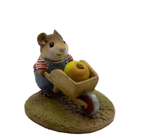 Harvest Mouse M-104 (Apple) by Wee Forest Folk®