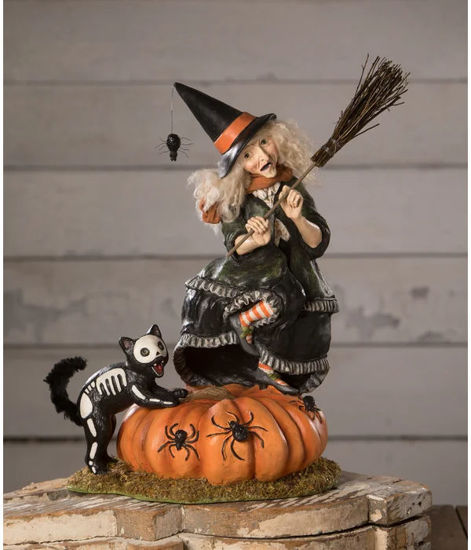 Frightened Frieda Witch by Bethany Lowe Designs