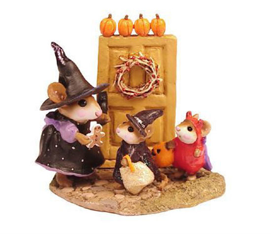 Welcome Trick or Treaters! M-280a by Wee Forest Folk®