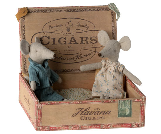 Mum and Dad Mice in Cigarbox by Maileg
