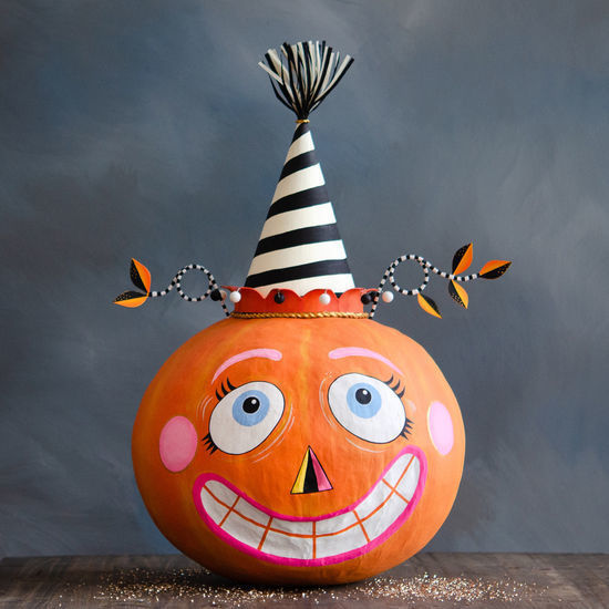 Party Pumpkin Display by Glitterville